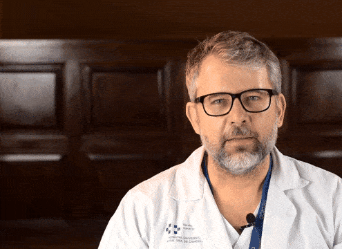 Comunicación con personas que tiene enfermedades avanzadas. Dr. Manuel Castillo.